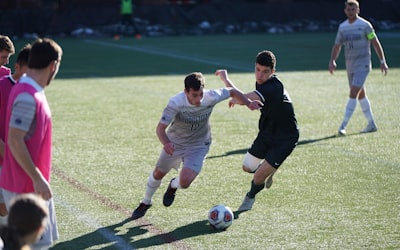 阿根廷球星梅西主罚任意球